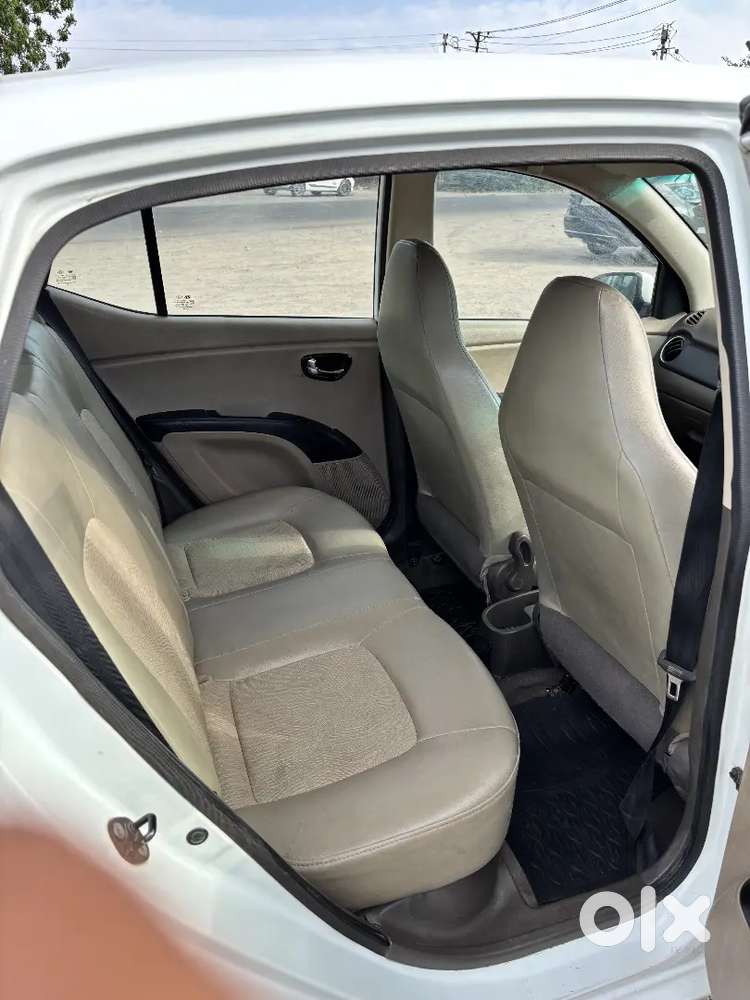 Hyundai I10 2011 Petrol, Good Condition, Single Hand Drive.