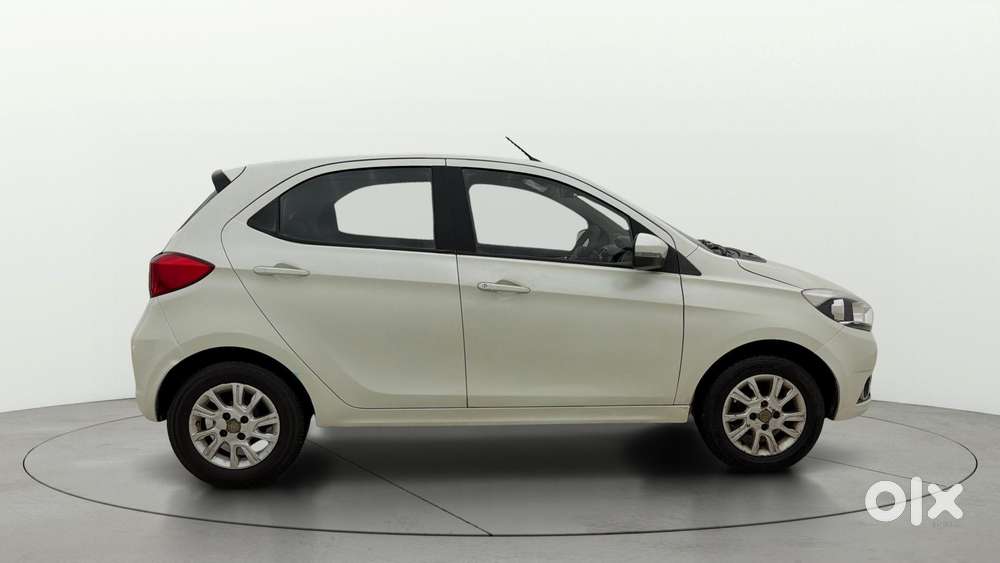 Tata Tiago 1.2 Revotron Xz, 2017, Petrol