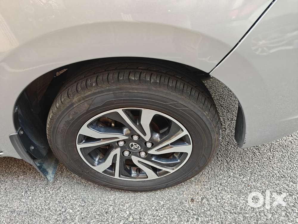 Toyota Innova Crysta 2.4 G Mt, 2022, Diesel