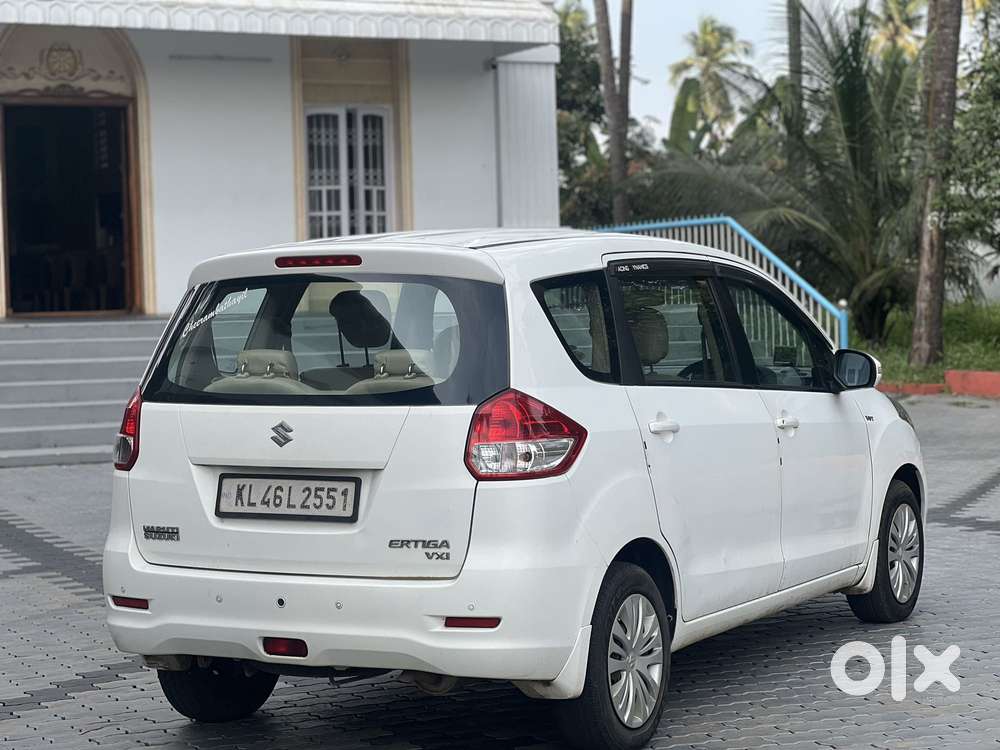 Maruti Suzuki Ertiga Vxi, 2015, Petrol