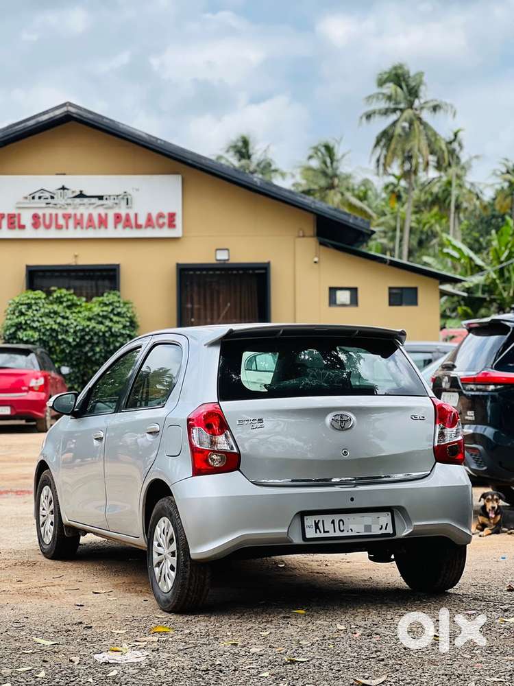 Toyota Etios Liva 2012