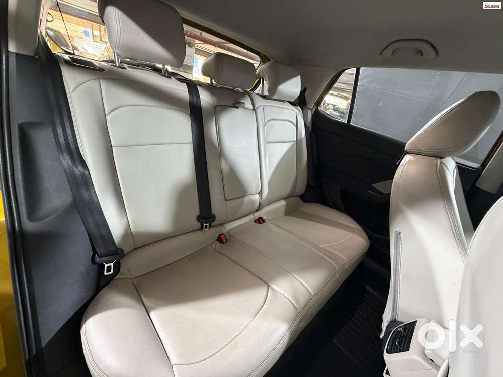 Volkswagen Taigun 1.0 Tsi Highline At, 2021, Petrol