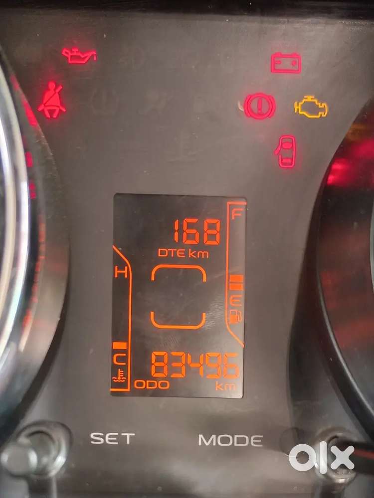 Mahindra Tuv 300 2017