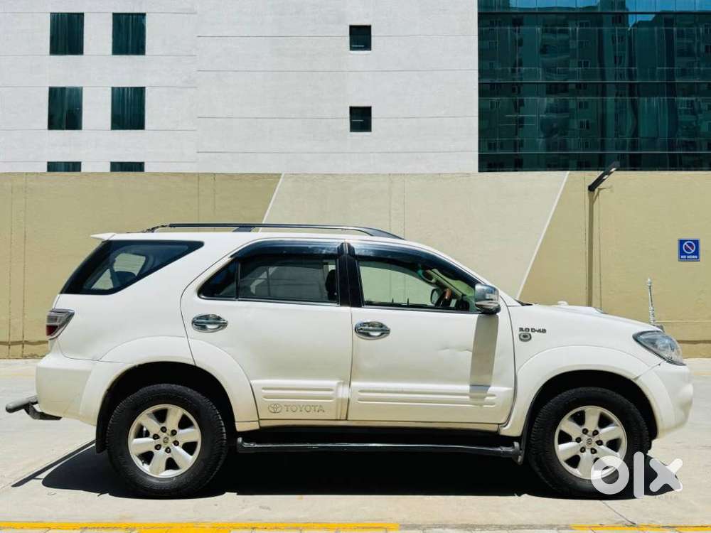 Toyota Fortuner 3.0 4x4 Manual, 2010, Diesel