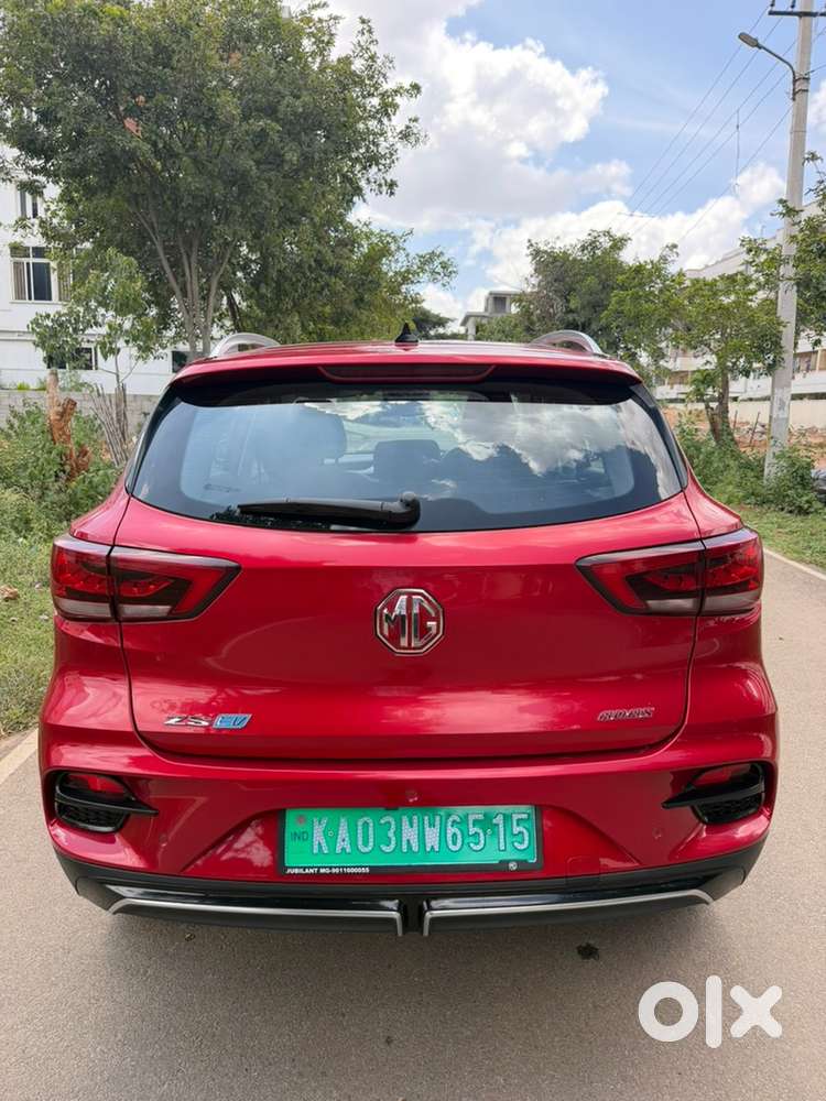 Mg Zs Ev 2025 3500 Km Driven