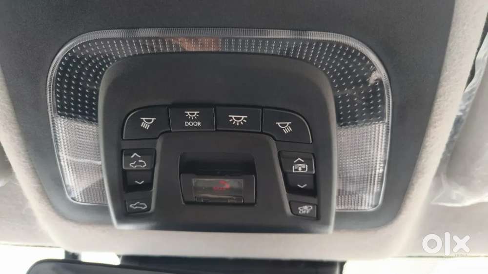 Toyota Innova Hycross 2.0 Zx (o) Hybrid 7 Str, 2024, Petrol