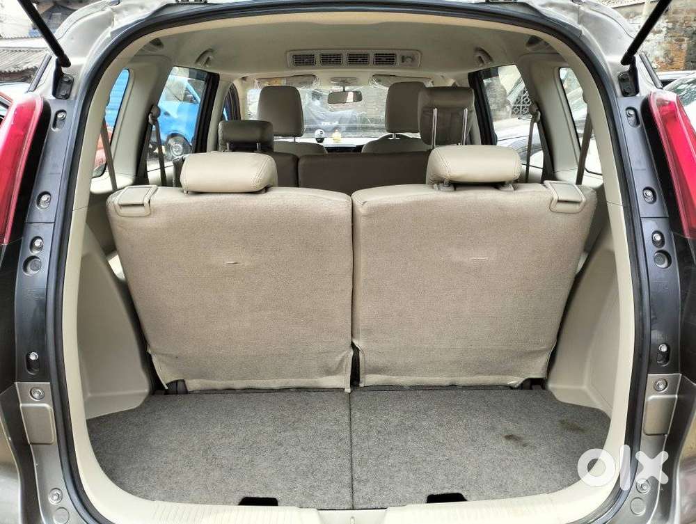 Maruti Suzuki Ertiga 1.5 Zxi Plus Shvs, 2023, Petrol