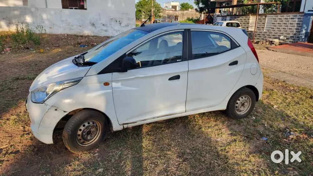 Hyundai Eon 2016 Petrol Well Maintained