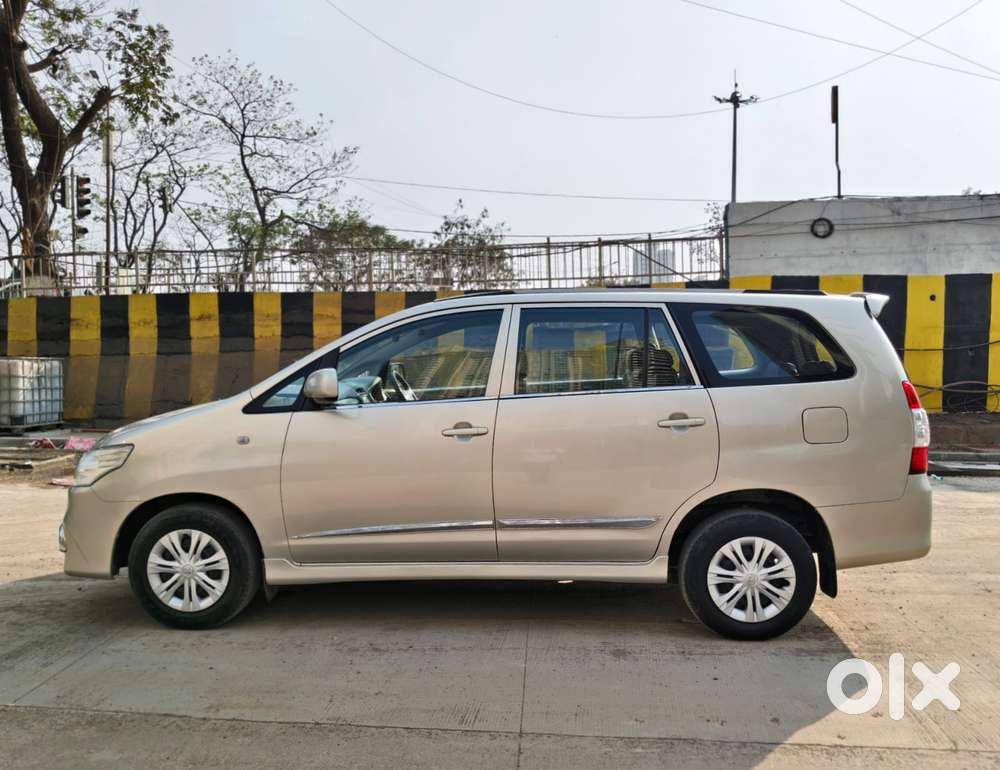 Toyota Innova [2013-2016] 2.5 G4 8 Str, 2014, Diesel