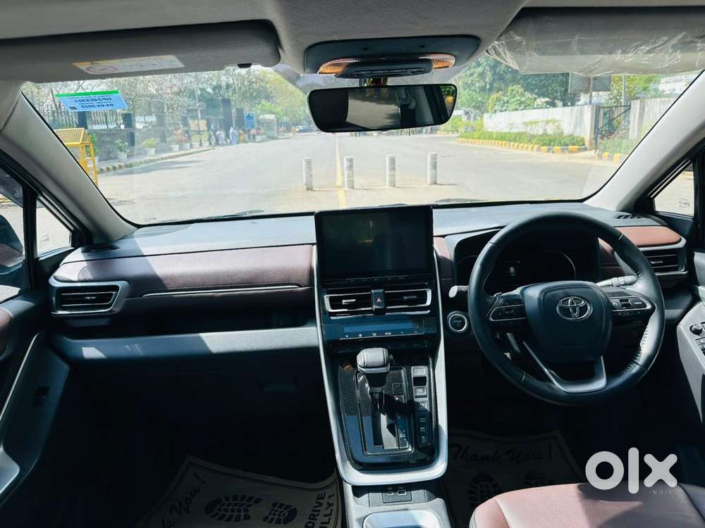 Toyota Innova Hycross 2.0 Vx Hybrid 7 Str, 2025, Petrol