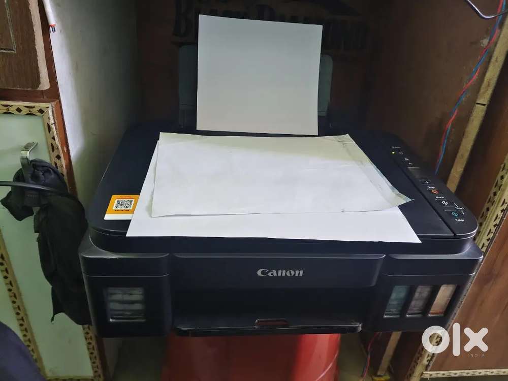 CANON G2010