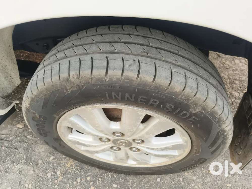 Toyota Innova 2015 Diesel 165784 Km Driven
