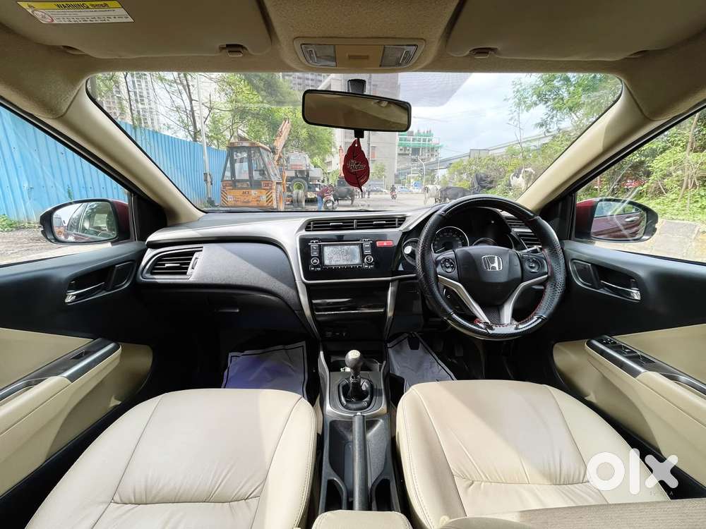 Honda City 1.5 V Cvt I-vtec Mt, 2015, Petrol