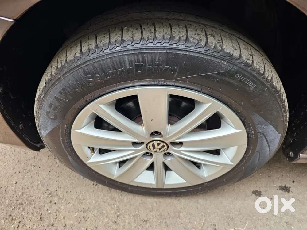 Volkswagen Vento, 2015, Petrol