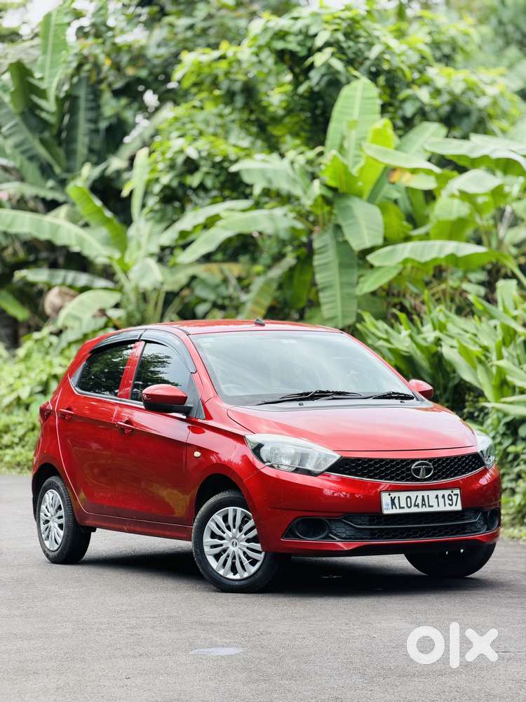 Tata Tiago 1.2 Revotron Xt (o), 2017, Petrol