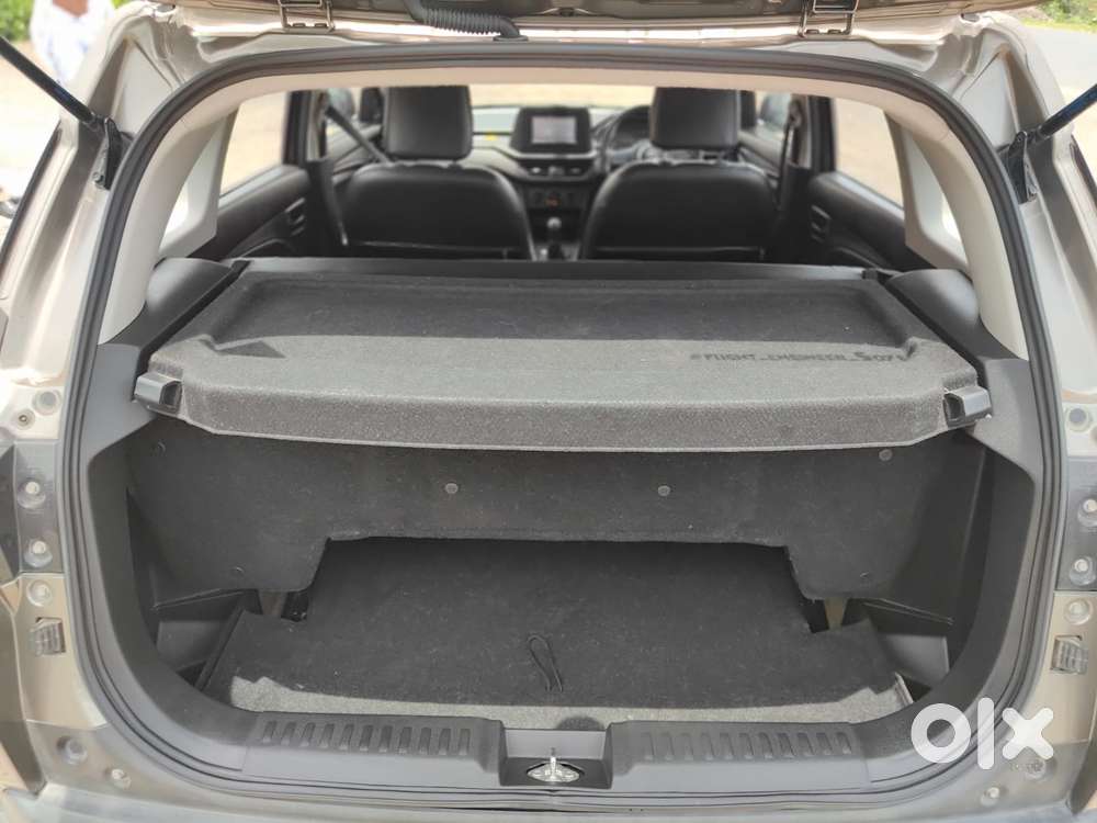 Maruti Suzuki Brezza 1.5 Lxi Cng, 2024, Cng & Hybrids
