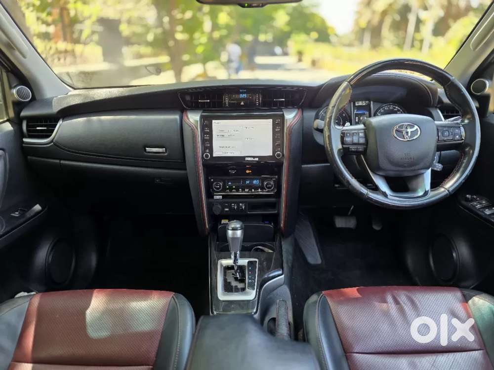 Toyota Fortuner Legender, 2021, Diesel