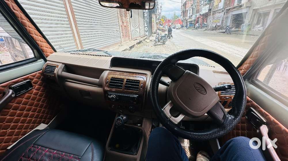 Mahindra Bolero 2523cc