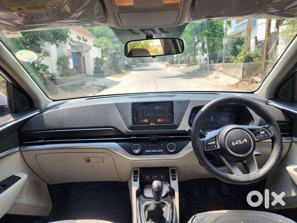 Kia Carens 1.5 Luxury Plus Turbo Dct, 2022, Petrol