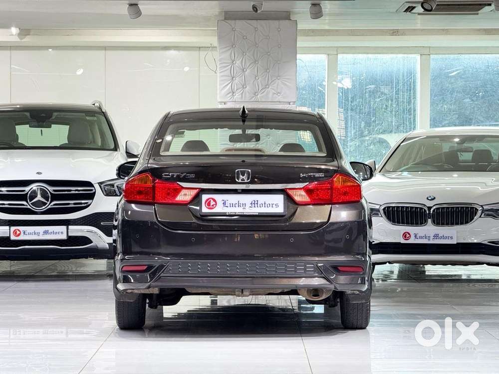 Honda City 1.5 V Cvt I-vtec Mt, 2022, Petrol