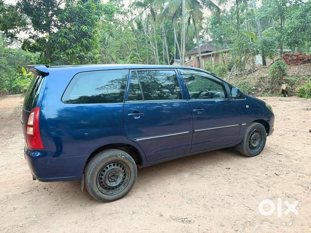 Toyota Innova 2006 Petrol 89000 Km Driven