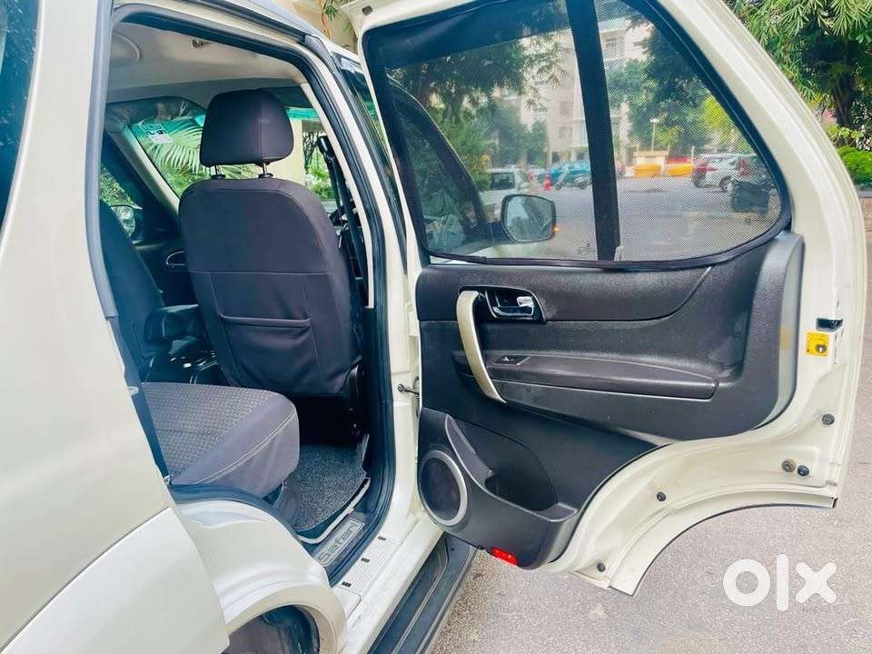 Executive-driven Well Maintained Tata Safari Storme For Sale