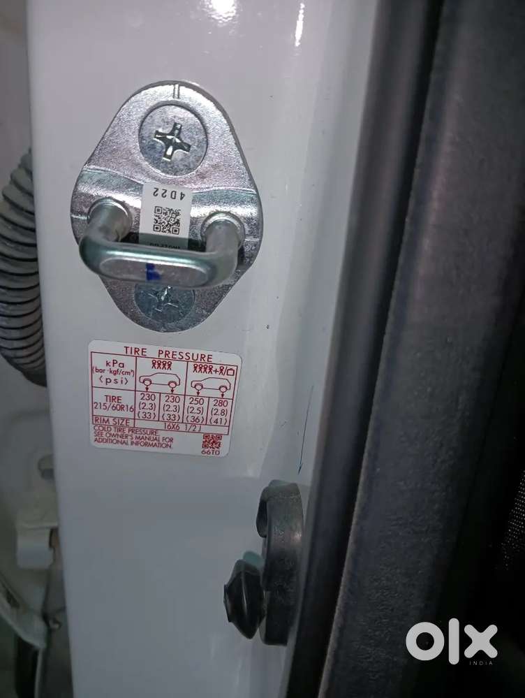Maruti Suzuki Brezza 2024 Lxi S-cng