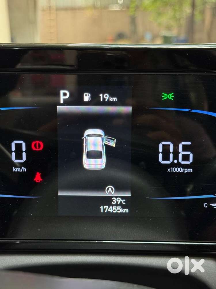 Hyundai Verna 2025 Sx Ivt Single Owner Less Driven