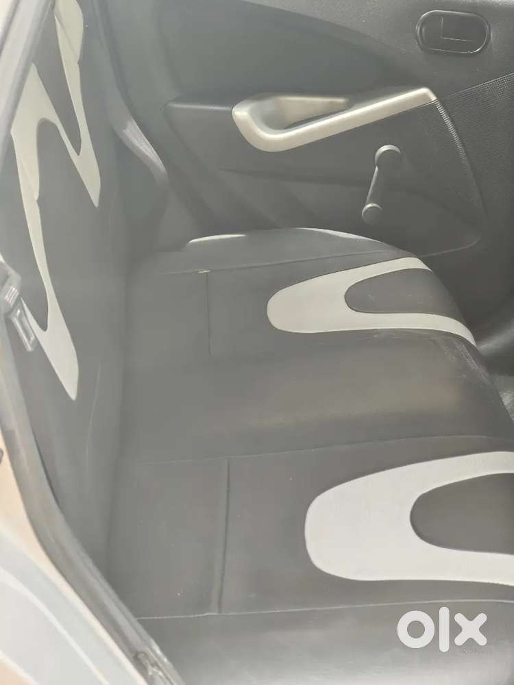 Ford Figo 2013 Diesel Titanium Dual Airbags Alloys