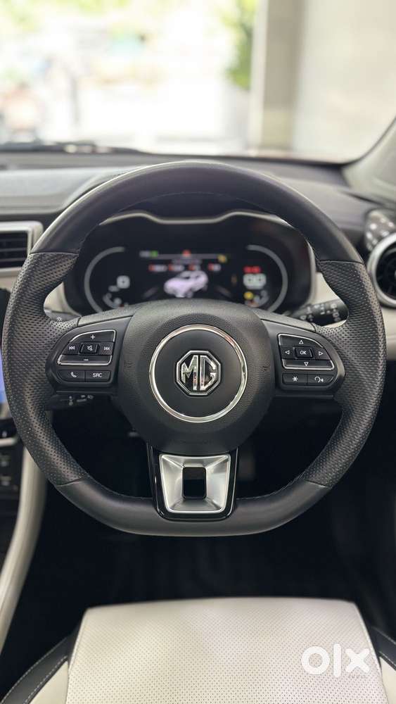 Mg Astor 1.5 Sharp(o) Cvt Ivory, 2024, Petrol