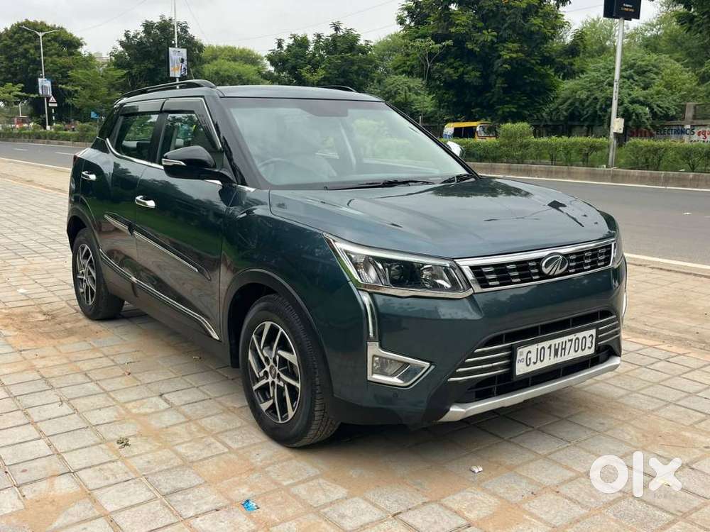 Mahindra Xuv300 W8 (o) 1.5 Diesel Amt, 2022, Diesel