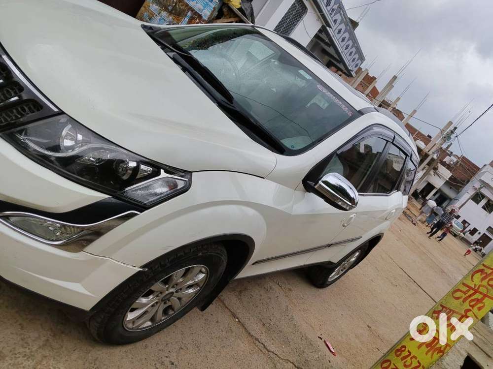 Mahindra Xuv500, 2016,with Sunroof