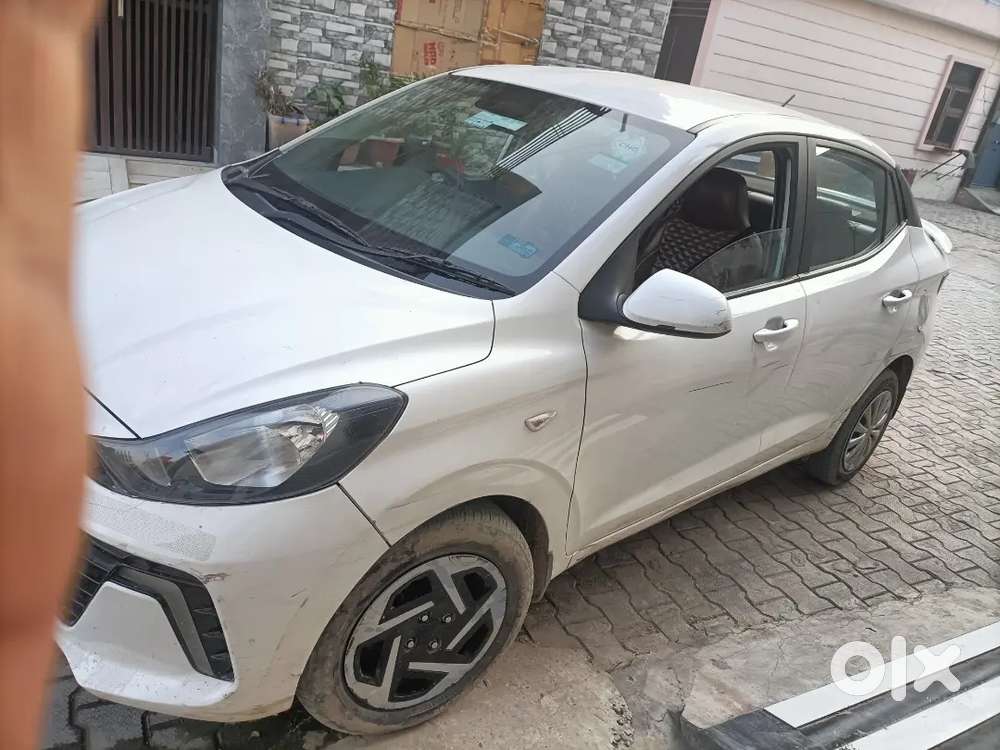 Hyundai Aura Sx 2023