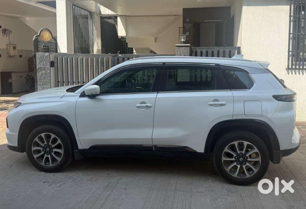 Maruti Suzuki Grand Vitara 1.5 Alpha Plus Intelligent Hybrid Ecvt, 2..