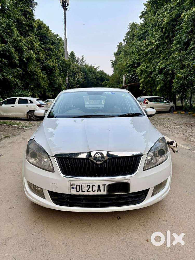 Skoda Rapid Elegance 1.6 Mpfi Mt, 2014, Petrol