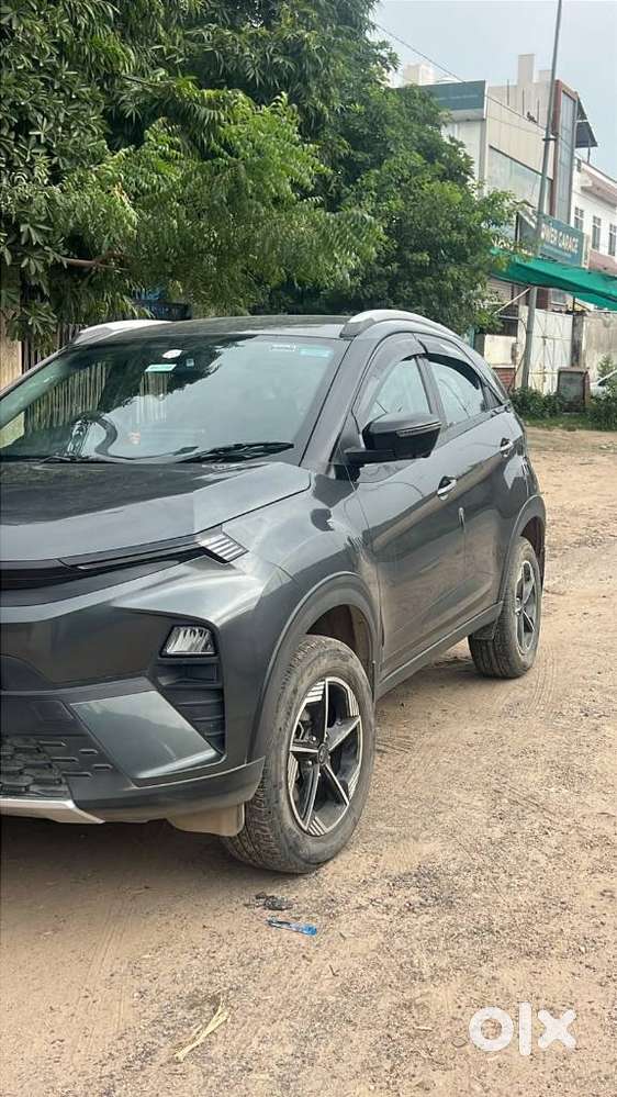 Tata Nexon Creative 1.2 Revotron Petrol 6 Mt, 2025, Petrol