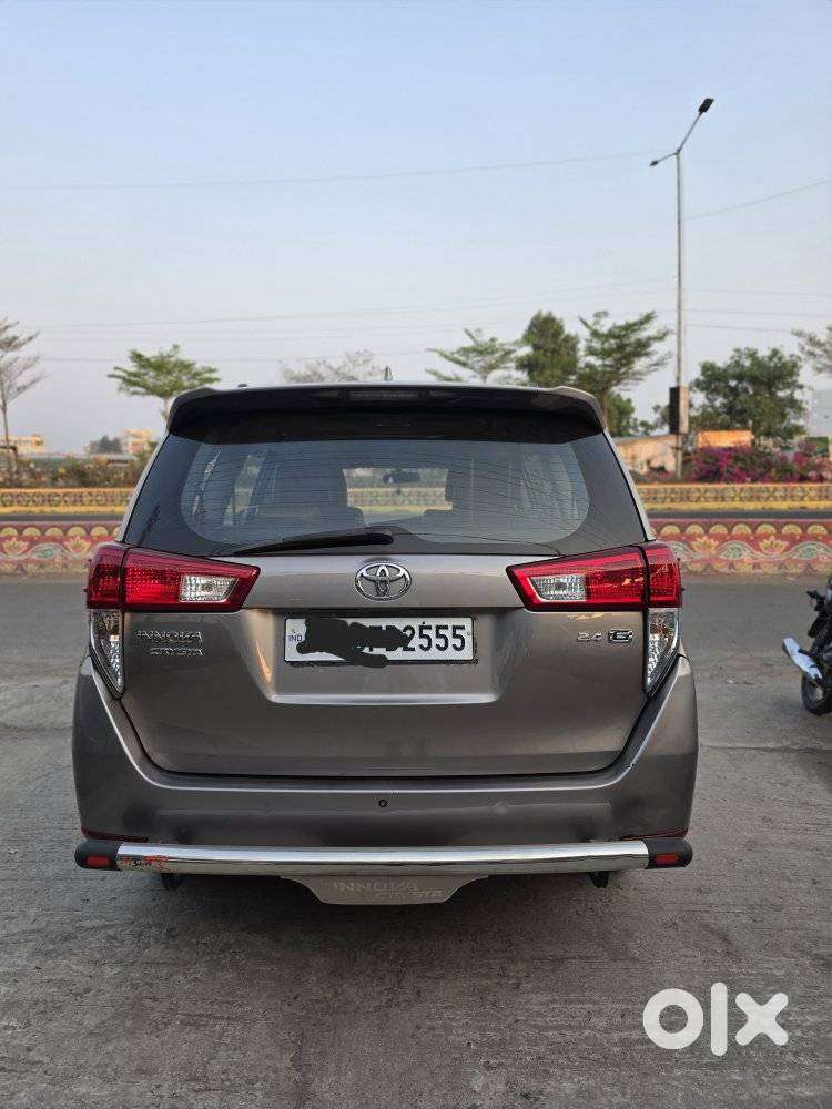 Toyota Innova Crysta 2.4 G Mt 8s, 2018, Diesel