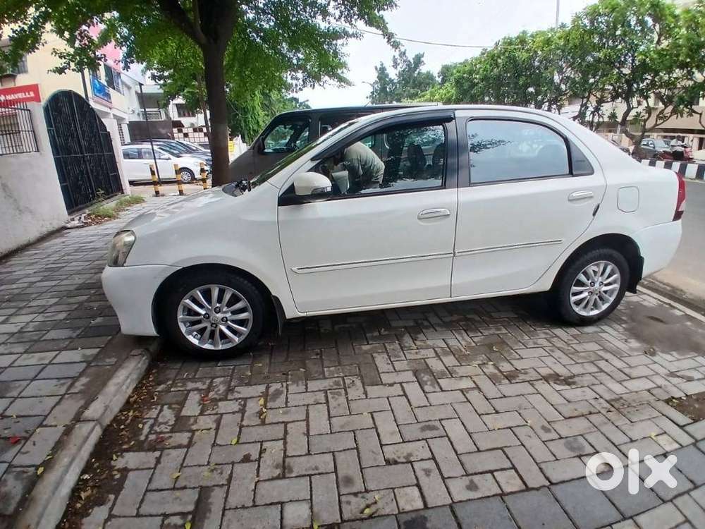 Toyota Etios Vx Xclusive, 2016, Petrol