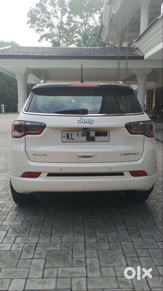 4 X 4 Jeep Compass