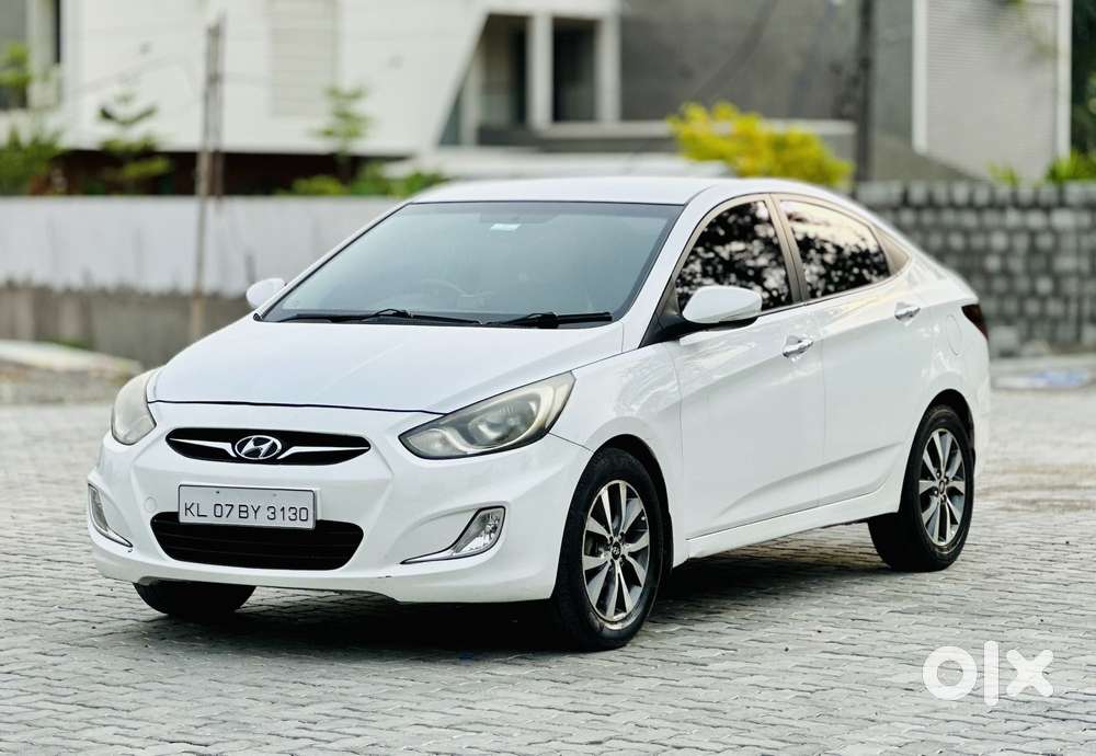 Hyundai Verna Vtvt 1.6 Sx, 2013, Petrol