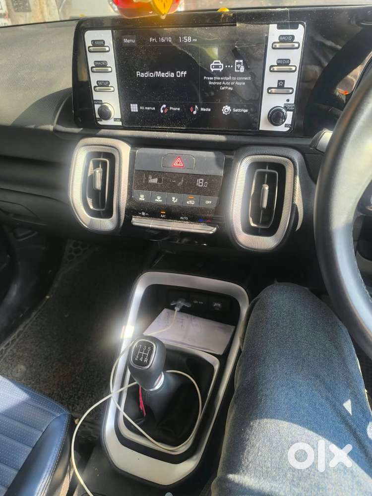 Kia Sonet 2024 Petrol First Owner