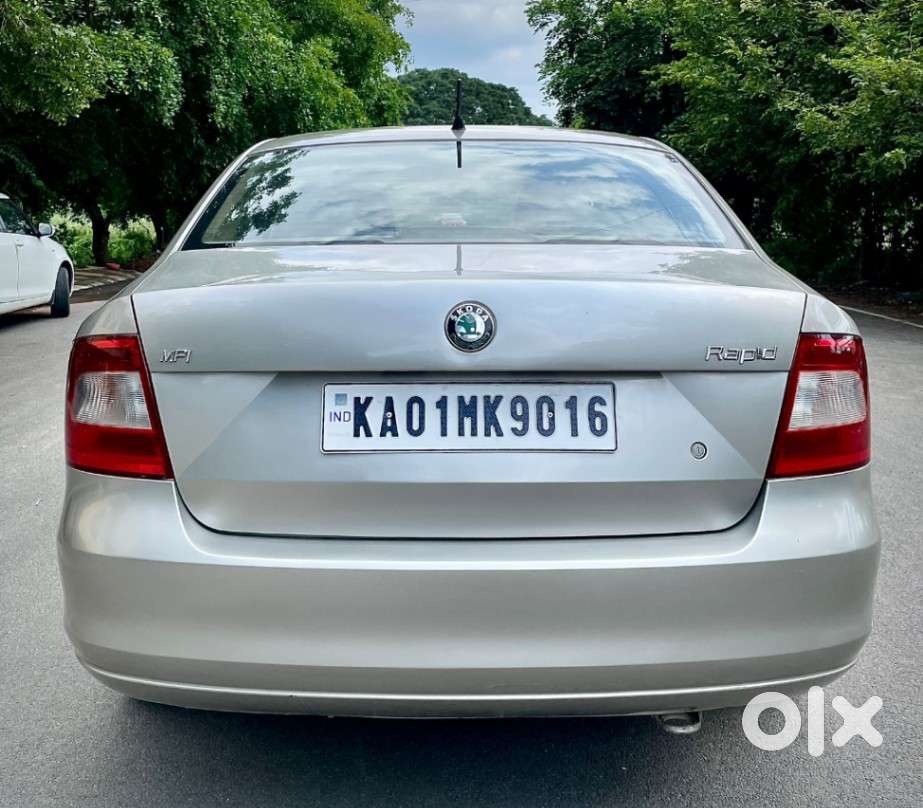 Skoda Rapid 1.6 MPI AT Ambition, 2014, Petrol