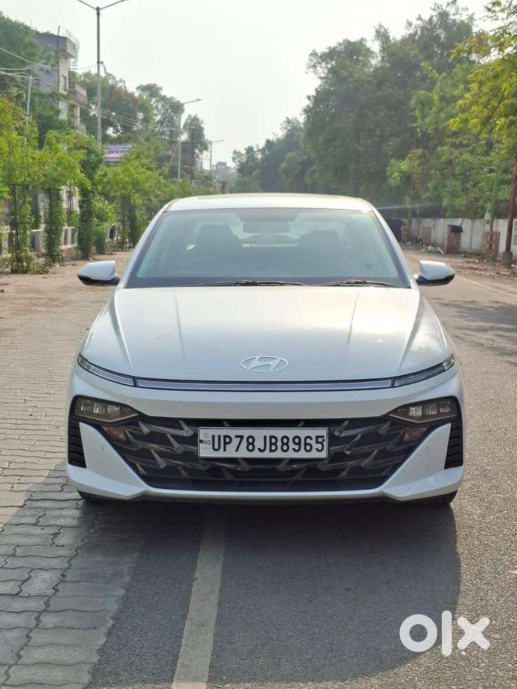Hyundai Verna, 2025, Petrol