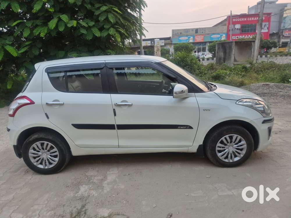 Maruti Suzuki Swift Vxi + Manual, 2016, Petrol
