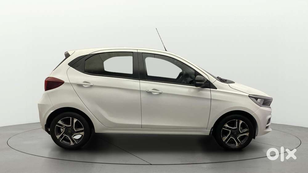 Tata Tiago Xza Plus, 2021, Petrol