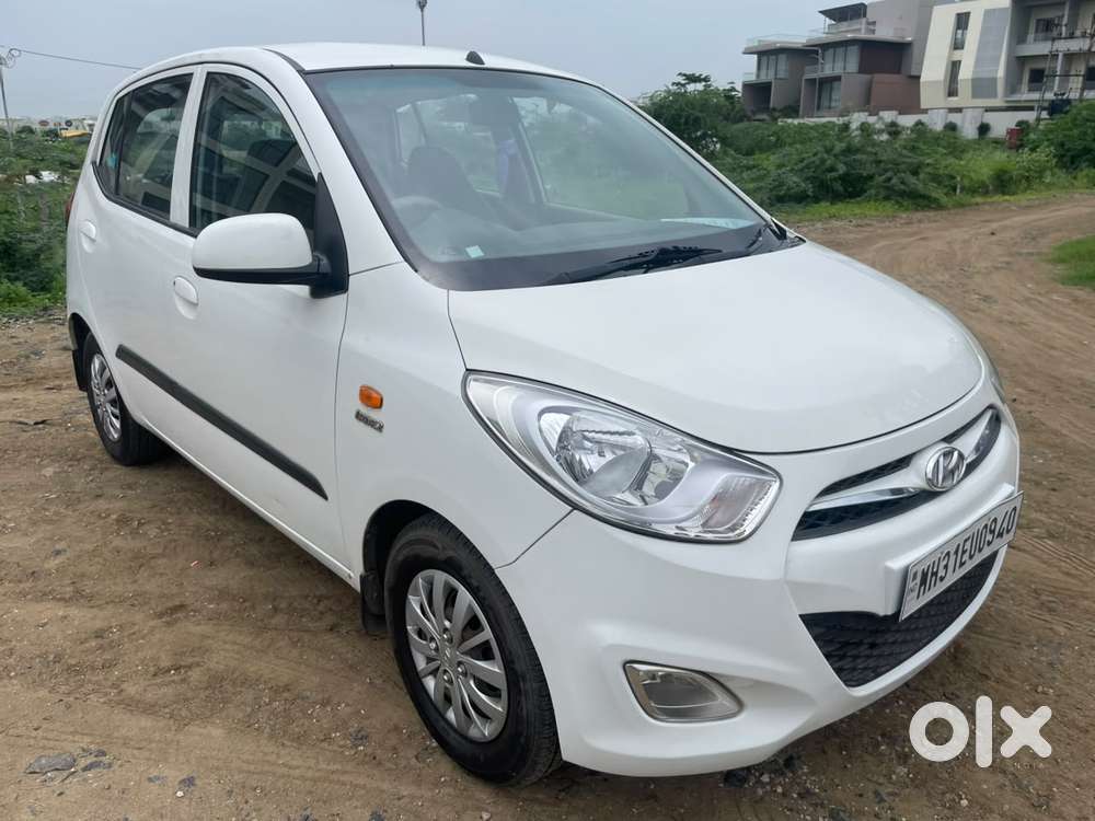 Hyundai I10 Sportz, 2015, Petrol
