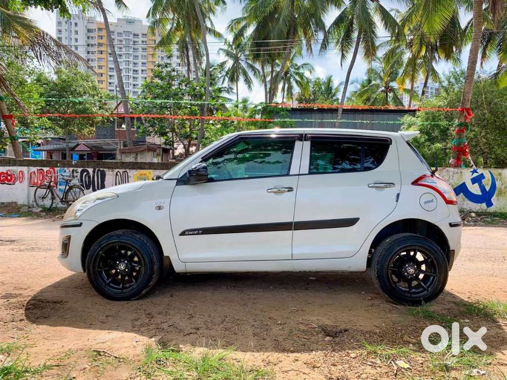 Maruti Suzuki Swift Lxi, 2016, Petrol