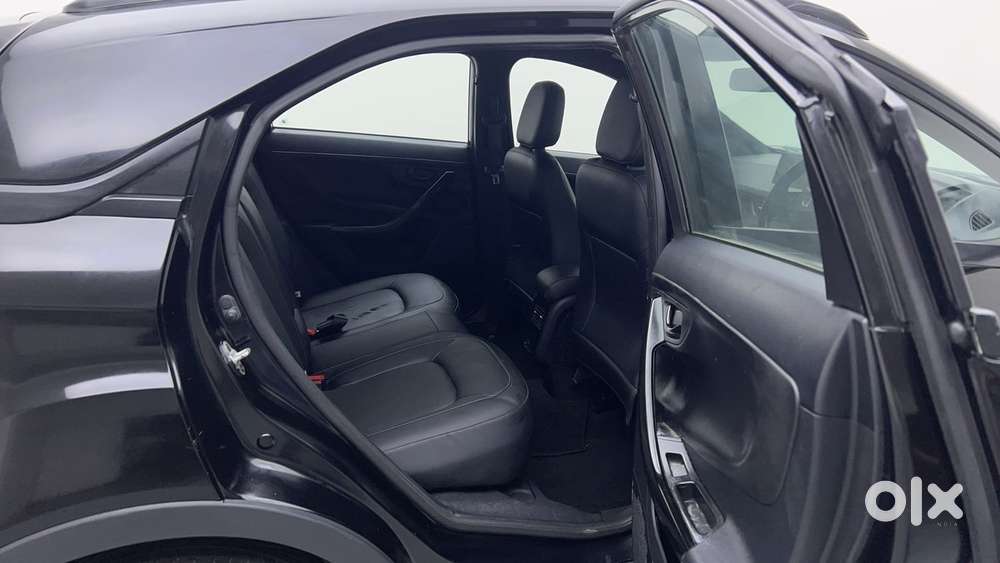 Tata Nexon 1.2 Revotron Xz Plus Hs Dark Edition, 2022, Petrol