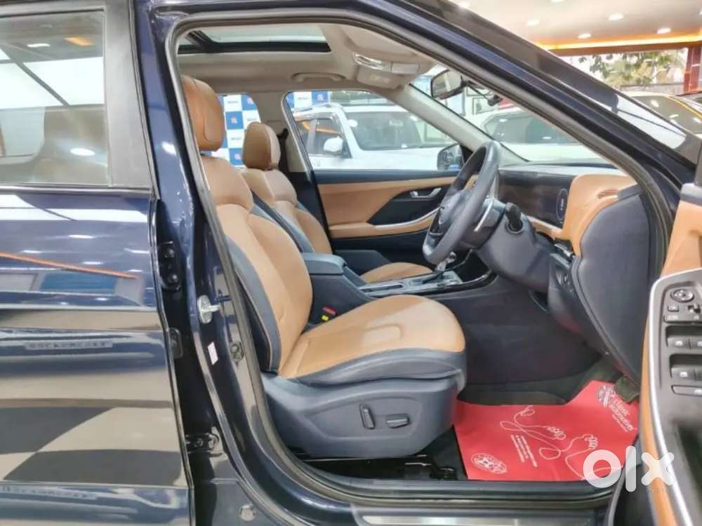 Hyundai Alcazar Signature 1.5 Petrol Dct 6str, 2024, Petrol