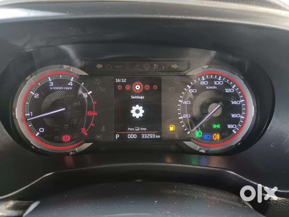 Mahindra Thar Lx Hard Top Petrol At Rwd, 2022, Petrol